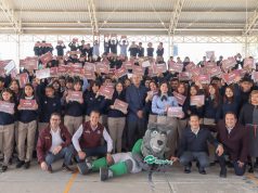 Natividad Castrejón entrega tabletas en Conalep Tizayuca y Villa de Tezontepec