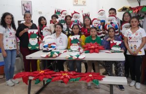 DIF Huejutla culmina taller de fieltro navideño para emprendedores