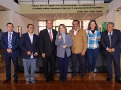 Entrega SEPH vehículos a escuelas normales