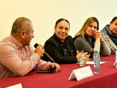 Representantes de Tiendas 3B donan al Gobierno de Tulancingo aparatos para gimnasio al aire libre