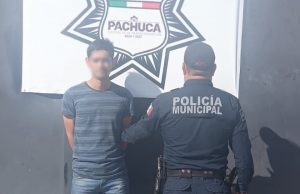 Aseguran arma de fuego a conductor en el fraccionamiento Arboledas de San Javier