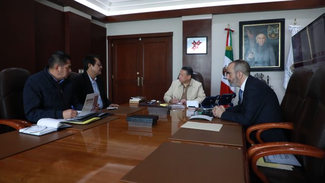 090226_GOBERNADOR_REUNIÓN DE GABINETE (1)
