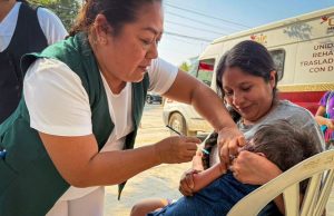 En enero, DIF Huejutla e IMSS Bienestar refuerzan la salud preventiva con más de 400 vacunas aplicadas