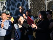 Lorena García verifica red de energía eléctrica concluida en Huajomulco