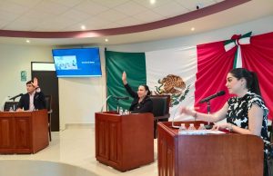 Ayuntamiento de Tulancingo aprueba que foro de Talleres Educativos lleve el nombre de Roberto Oropeza Licona