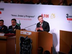 Reafirma Julio Menchaca compromiso con la educación, durante informe de la UAEH