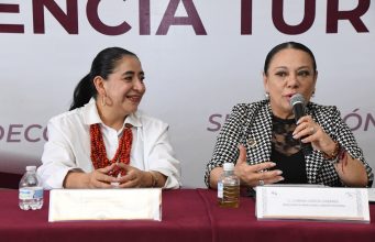 Prestadores de servicios de Tulancingo reciben Distintivo de Excelencia Turística