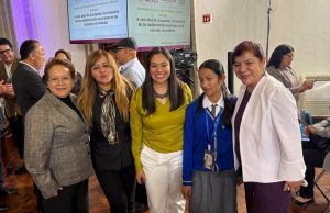Hidalgo participa en coloquio nacional sobre educación secundaria