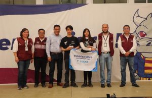 UPT realiza torneo de robótica móvil