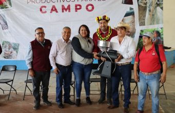 Impulsa gobierno estatal a sector cafetalero con equipamiento especializado