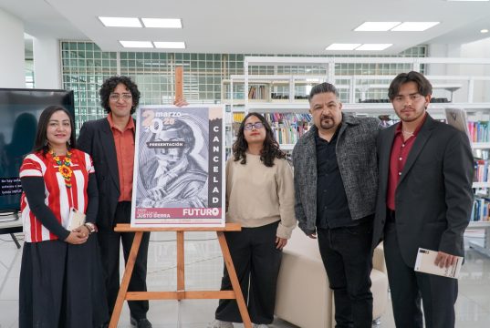 Estudiantes de UTVAM presentan revista literaria Aporía