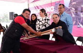 Impulsa Gobierno de Tulancingo la productividad rural con entrega de paquetes avícolas y herramientas a productores