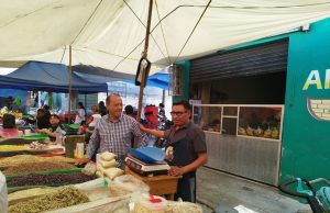 Autoridades municipales establecen nuevas acciones para regular y supervisar tianguis en Tulancingo