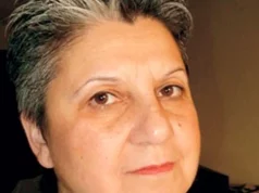 DETRÁS DE UNA FOTOGRAFÍA DE ROCK Y PUCK