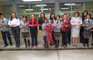 IHE entrega obras de rehabilitación en secundaria de Chilcuautla