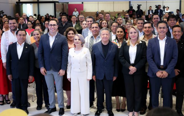 220526_GOBERNADOR_TOMA DE PROTESTA DEL NUEVO PRESIDENTE DE LA ASOCIACIÓN DE ALCALDES DE HIDALGO_PACHUCA_NM-6 (1)