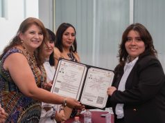 UNIDEH entrega 47 títulos y es reconocida como Universidad Promotora de la Salud