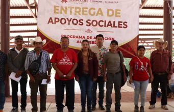 Despacho del Gobernador y Sebiso llevan apoyos sociales a 2 mil familias de San Bartolo