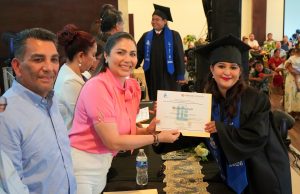 REAFIRMA ALFREDO SAN ROMÁN DUVAL COMPROMISO CON LA EDUCACIÓN EN GRADUACIÓN DE LA UPN