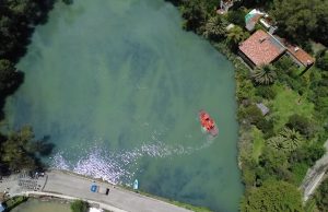HIDALGO RECUPERA LA PRESA AZUL: RETIRAN MÁS DE MIL TONELADAS DE LIRIO ACUÁTICO EN HUASCA
