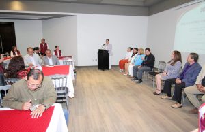 Fortalece IHE actualización académica en educación básica