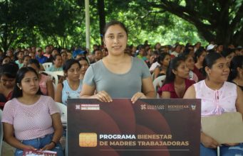 Verifica Contraloría entrega de programas sociales en Jaltocán
