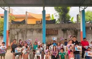 Cartas con Valor fomenta principios en la niñez en Huejutla