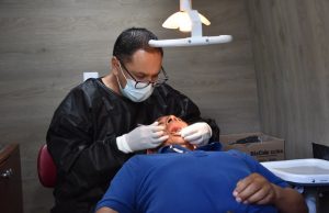 IAAMEH impulsa la economía y el bienestar de personas mayores con entrega gratuita de prótesis dentales