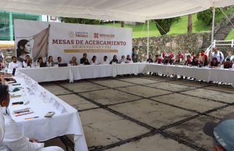Con trabajo en territorio, se fortalece el diálogo con las familias en Molango de Escamilla