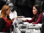 SIN ARGUMENTOS, CAROLINA VIGGIANO RECURRE A LA FURIA LEGISLATIVA CONTRA SIMEY OLVERA