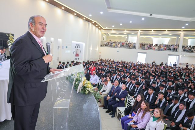 Natividad Castrejón encabeza graduación de estudiantes del Conalep Hidalgo (7)