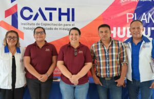 DIF Huejutla e Icathi capacitan a emprendedores en mecánica de motocicletas y estética facial