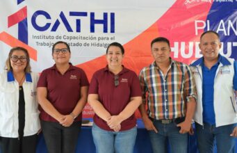 DIF Huejutla e Icathi capacitan a emprendedores en mecánica de motocicletas y estética facial