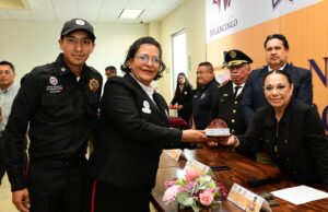 Bomberos de Tulancingo celebran su día con homenaje a la vocación y al servicio
