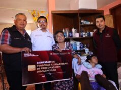 Entregan apoyos de 10 mil pesos casa por casa a personas cuidadoras en Hidalgo