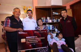 Entregan apoyos de 10 mil pesos casa por casa a personas cuidadoras en Hidalgo