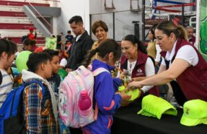 Alcaldesa de Tulancingo inaugura el curso «Transformando tu Verano: Dino Aventura»