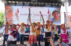 Gobierno de Hidalgo reconoce labor de parteras tradicionales en el Día Internacional de los Pueblos Indígenas