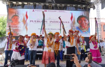 Gobierno de Hidalgo reconoce labor de parteras tradicionales en el Día Internacional de los Pueblos Indígenas