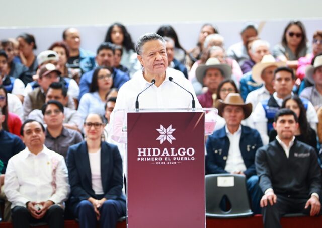 040926_GOBERNADOR_4to INFORME DE GOBIERNO_KS-7