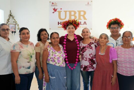 KRISTEL RODRÍGUEZ ENTREGA PLACAS DENTALES A USUARIOS DE LA UNIDAD BÁSICA DE REHABILITACIÓN