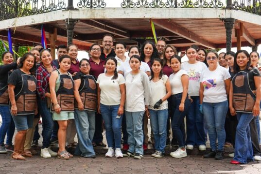 BENEFICIA DIF A MÁS DE 100 HUEJUTLENSES EN JORNADA DE BELLEZA Y CUIDADO PERSONAL