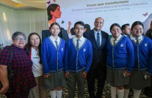 Analizan en el IHE impacto de la inteligencia artificial y salud emocional en las aulas de Hidalgo