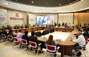 Consolida Julio Menchaca planeación estratégica y evaluación gubernamental en Hidalgo