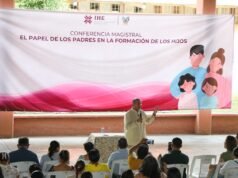Entrega Natividad Castrejón apoyos del IHE por más de 2.4 mdp en Huejutla