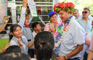 Beneficia IHE con apoyos e infraestructura a estudiantes de San Felipe Orizatlán