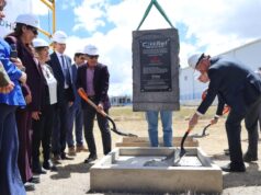 Colocan primera piedra de la empresa italiana Hi-Ref en Villa de Tezontepec