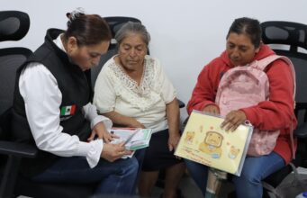 Sebiso acerca atención migratoria a familias de Epazoyucan