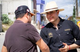 Jorge Reyes impulsa obras que benefician a las familias de Matilde