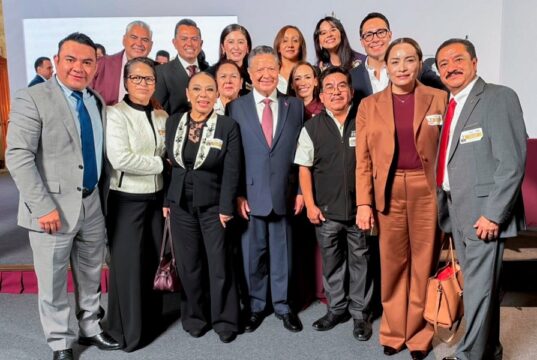 Acuerdan Julio Menchaca y Claudia Sheinbaum edificar 66 mil 500 viviendas del Bienestar en Hidalgo
